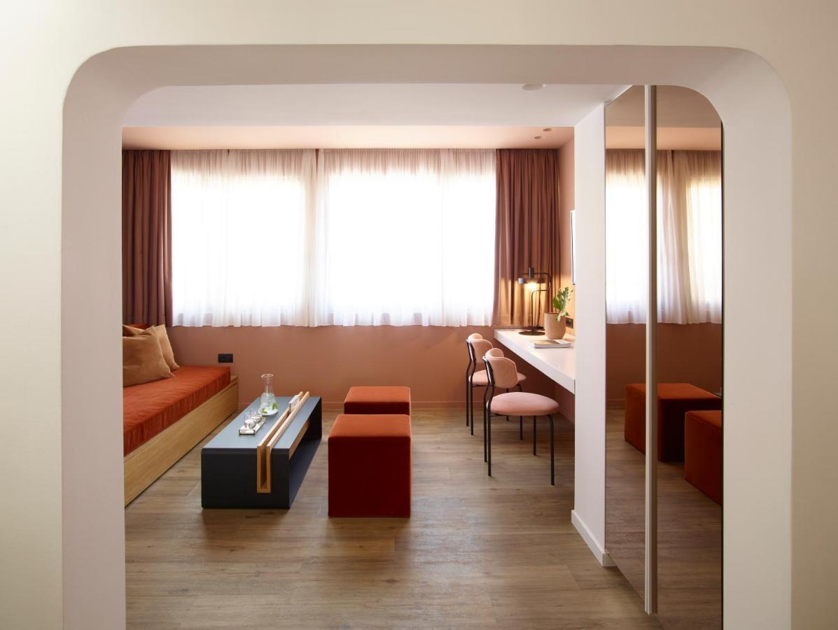 The Marblous Athens Hotel Exterior photo